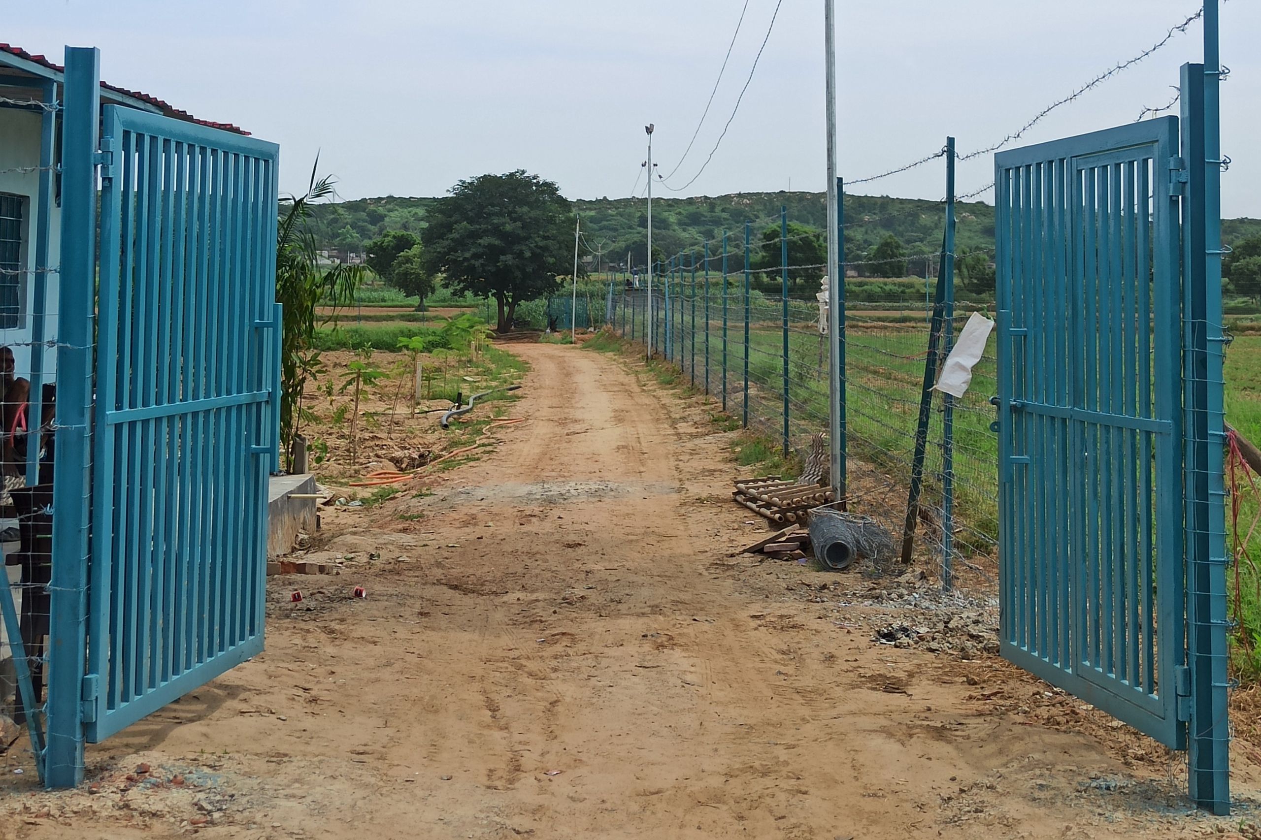 aerial-view-of-chhatarpur-farms-farmhouse-land-project-near-delhi-ncr