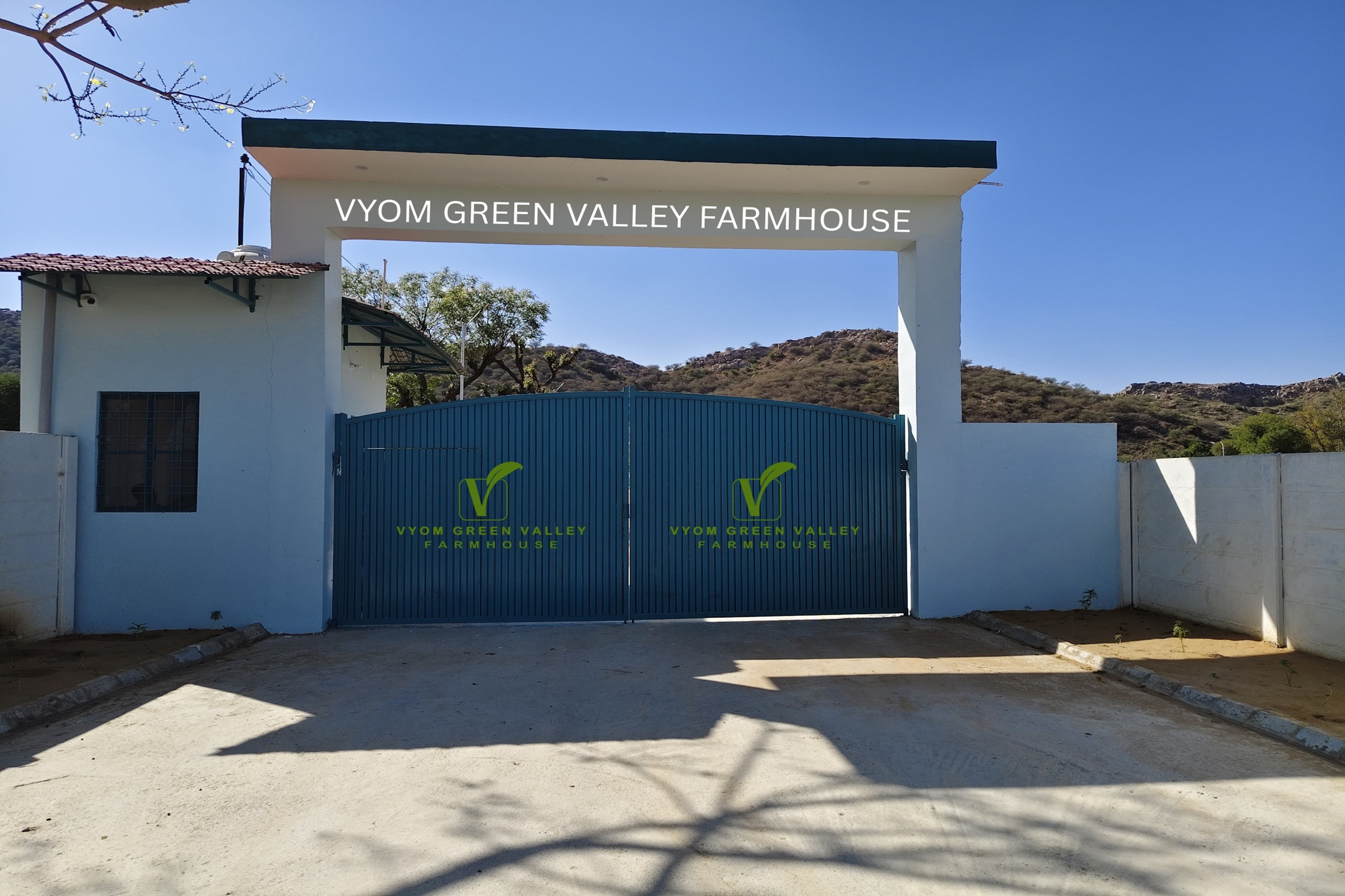 lush-green-landscape-of-vyom-green-valley-farmhouse-project-by-vyom-regency-in-khairthal